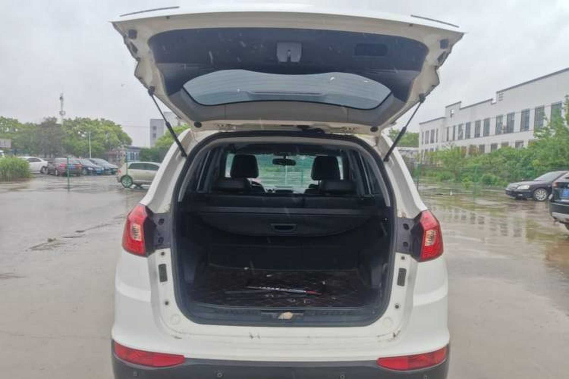 Used Chery Tiggo 5 2015 2.0L Manual Jia Yue Edition Trunk