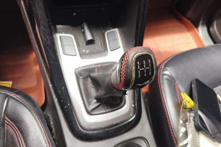 Used Chery Tiggo 5 2016 1.5T Manual Jiayue Trust Edition Gear Lever