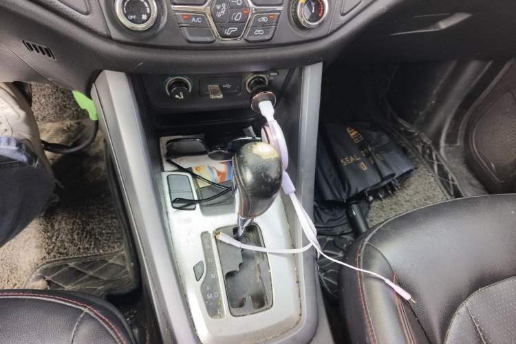 Used Chery Tiggo 5 2016 2.0L CVT Jiayue Edition Gear Lever