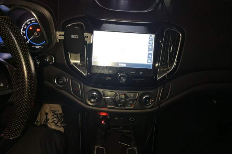 Used Chery Tiggo 5 2016 1.5T Manual Jiayue Trust Edition Audio And AC Panel