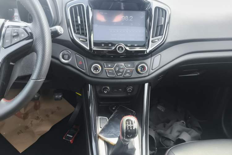 Used Chery Tiggo 5 2016 1.5T Manual Jiayue Trust Edition Audio And AC Panel