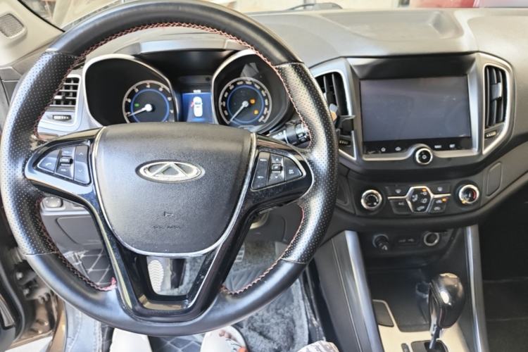 Used Chery Tiggo 5 2016 2.0L CVT Jiayue Trust Edition Center Console