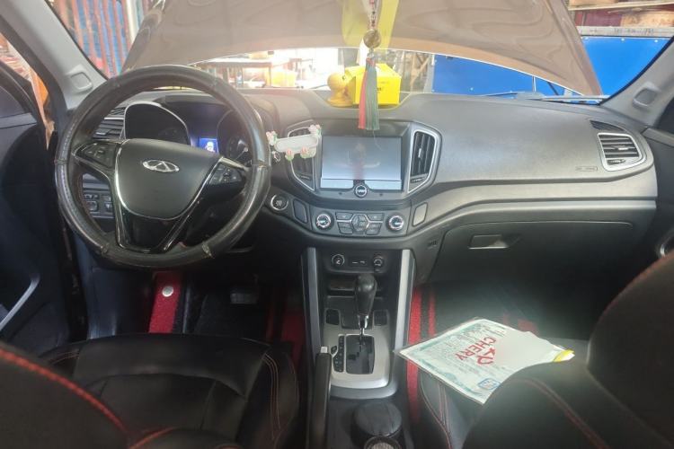 Used Chery Tiggo 5 2016 2.0L CVT Jiayue Edition Center Console