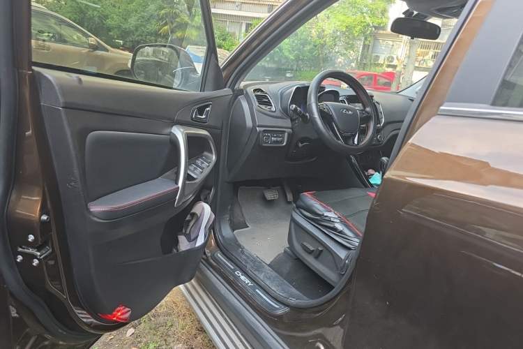 Used Chery Tiggo 5 2016 2.0L CVT Family Deluxe Edition Driver Seat