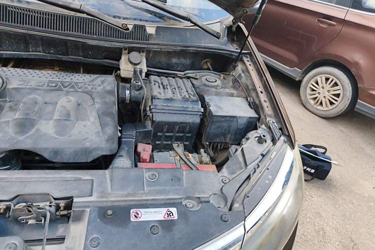 Used Chery Tiggo 5 2016 2.0L CVT Jiayue Edition Engine Bay Left