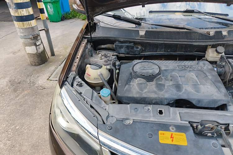Used Chery Tiggo 5 2016 2.0L CVT Jiayue Edition Engine Bay Right