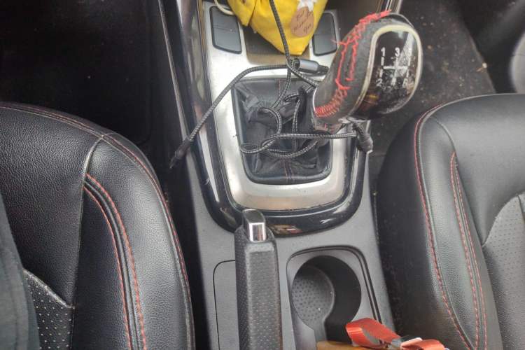 Used Chery Tiggo 5 2016 1.5T Manual Family Edition Gear Lever