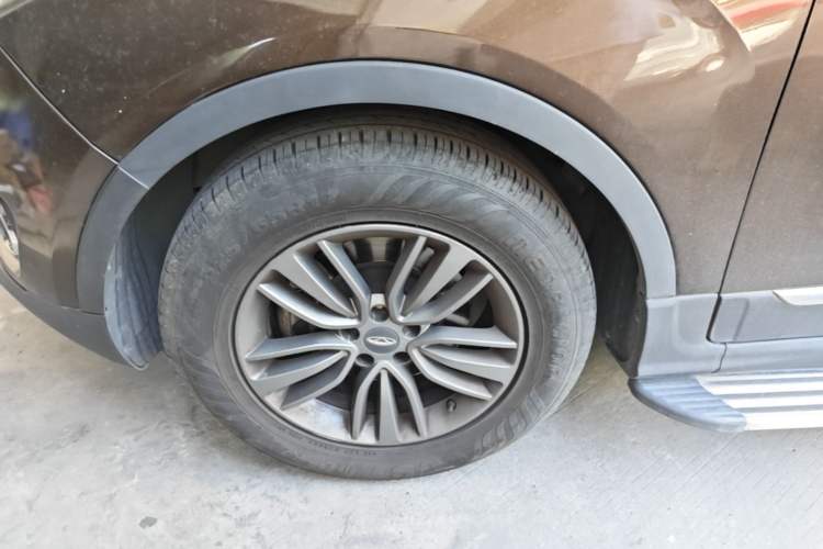 Used Chery Tiggo 5 2016 2.0L CVT Jiayue Trust Edition Left Front Wheel Hub