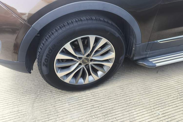 Used Chery Tiggo 5 2016 1.5T Manual Jiayue Trust Edition Left Front Wheel Hub