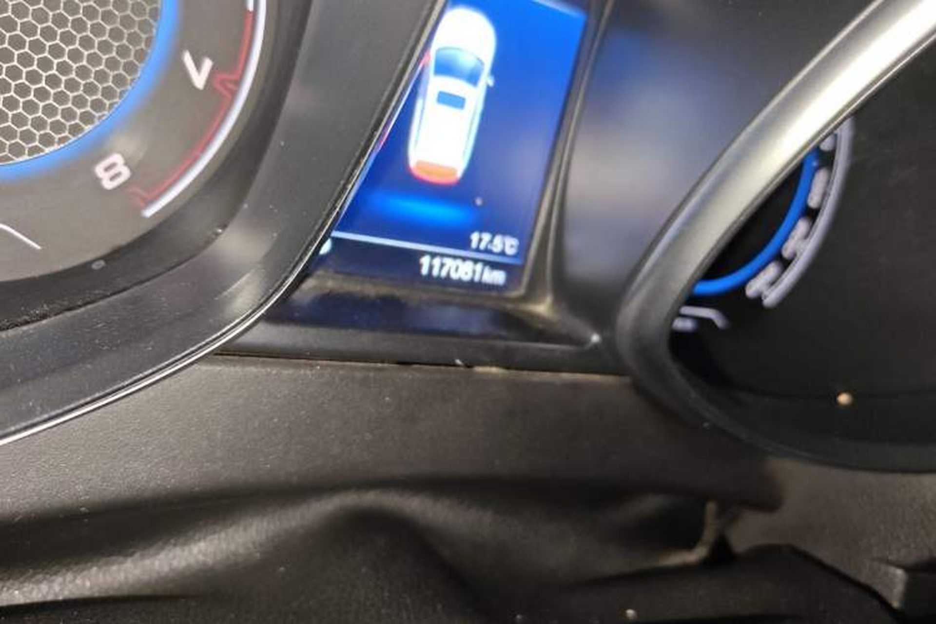 Used Chery Tiggo 5 2016 2.0L CVT Family Deluxe Edition Odometer Close Up