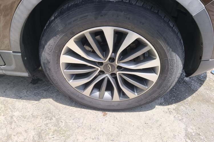 Used Chery Tiggo 5 2016 1.5T Manual Jiayue Trust Edition Right Front Wheel Hub