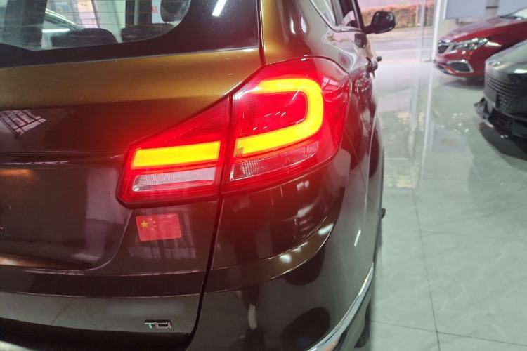 Used Chery Tiggo 5 2016 1.5T Manual Jiayue Trust Edition Right Rear Taillight