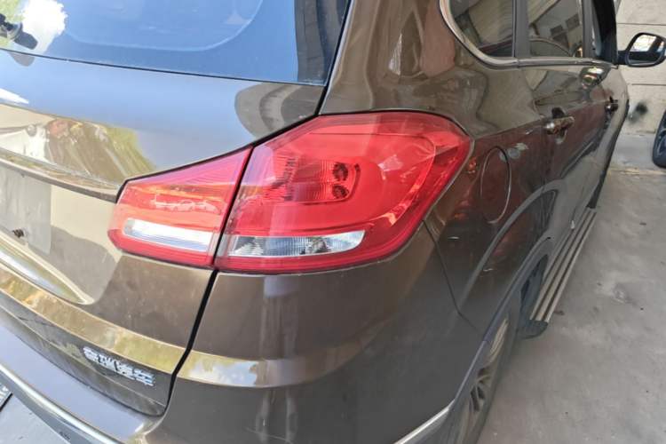 Used Chery Tiggo 5 2016 2.0L CVT Jiayue Trust Edition Right Rear Taillight