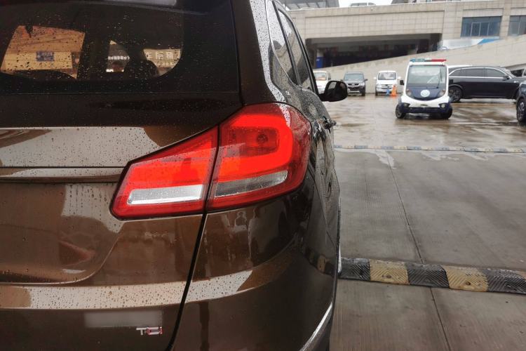 Used Chery Tiggo 5 2016 1.5T Manual Jiayue Trust Edition Right Rear Taillight