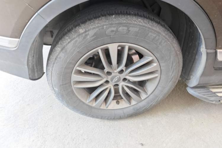 Used Chery Tiggo 5 2016 2.0L CVT Jiayue Trust Edition Right Rear Wheel Hub