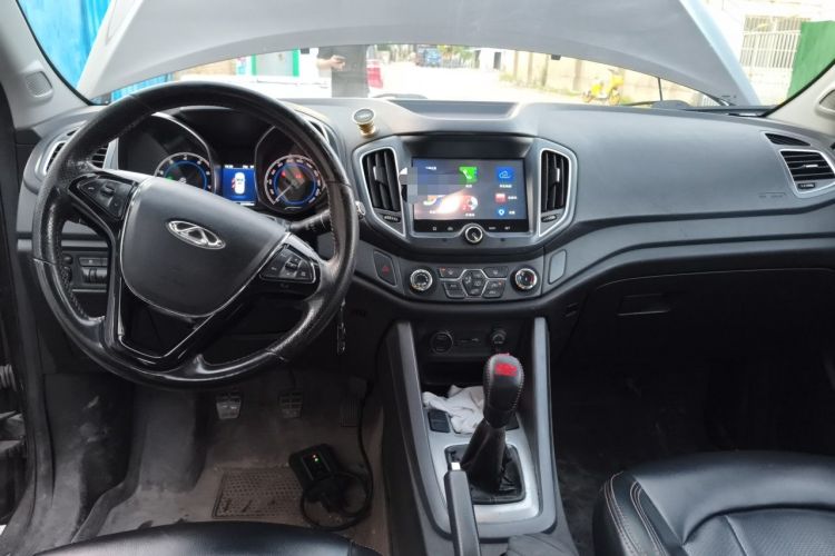 Used Chery Tiggo 5 2016 1.5T Manual Family Edition Center Console