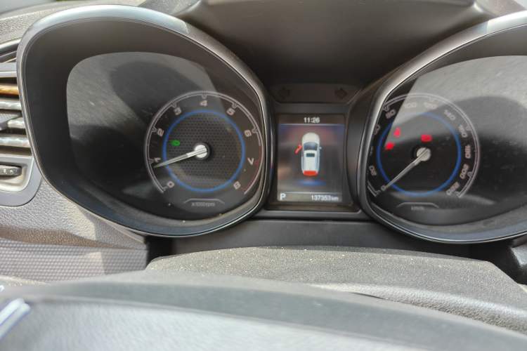 Used Chery Tiggo 5 2016 2.0L CVT Jiayue Edition Odometer Close Up