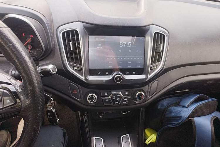Used Chery Tiggo 5 2016 2.0L Manual Jiayue Trust Edition Audio And AC Panel