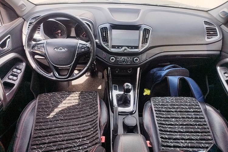 Used Chery Tiggo 5 2016 2.0L Manual Jiayue Trust Edition Center Console