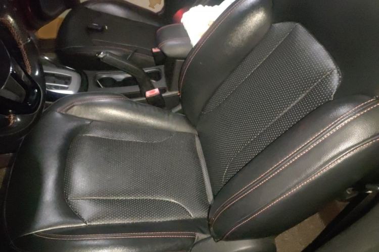 Used Chery Tiggo 5 2016 2.0L CVT Family Deluxe Edition Left Front Seat