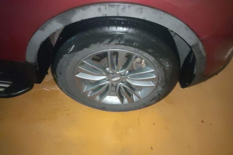 Used Chery Tiggo 5 2016 2.0L CVT Family Deluxe Edition Right Front Wheel Hub