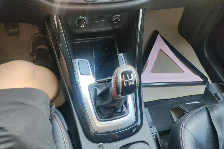 Used Chery Tiggo 5 2016 2.0L Manual Jia Yue Edition Gear Lever