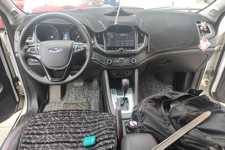Used Chery Tiggo 5 2016 2.0L CVT Jiayue Edition Center Console