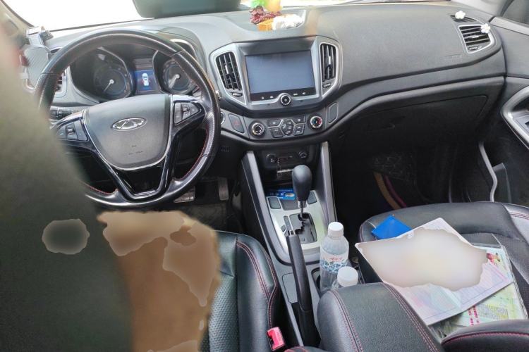 Used Chery Tiggo 5 2016 2.0L CVT Jiayue Edition Center Console