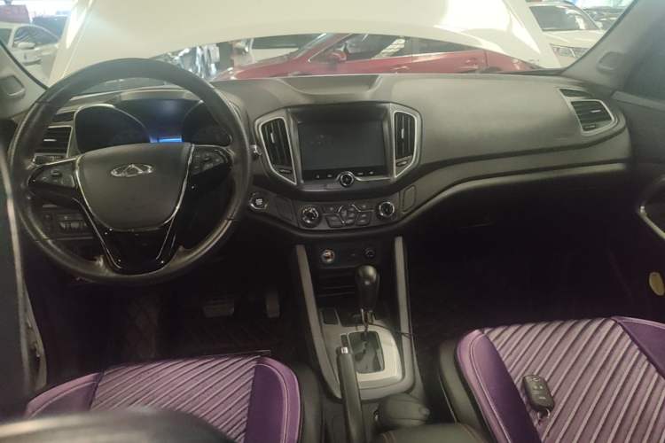 Used Chery Tiggo 5 2016 2.0L CVT Jiayue Edition Center Console