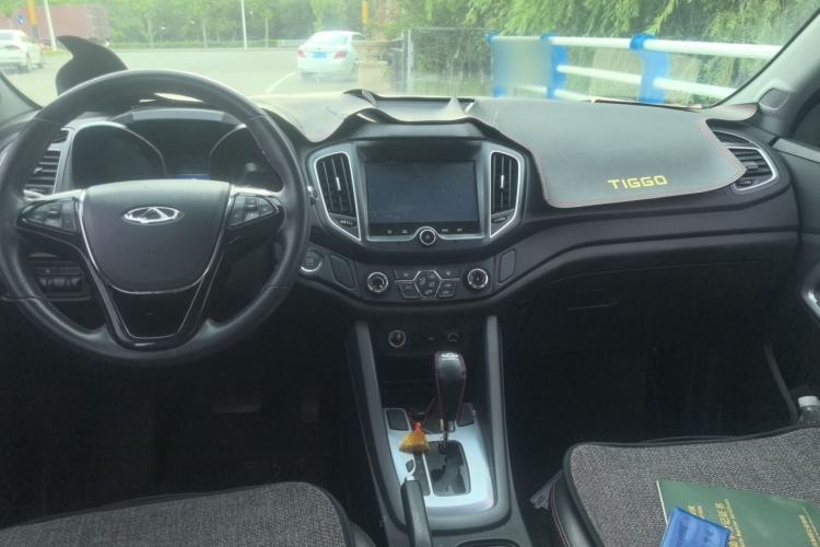 Used Chery Tiggo 5 2016 2.0L CVT Jiayue Edition Center Console