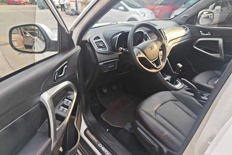 Used Chery Tiggo 5 2016 2.0L Manual Family Edition Driver Seat