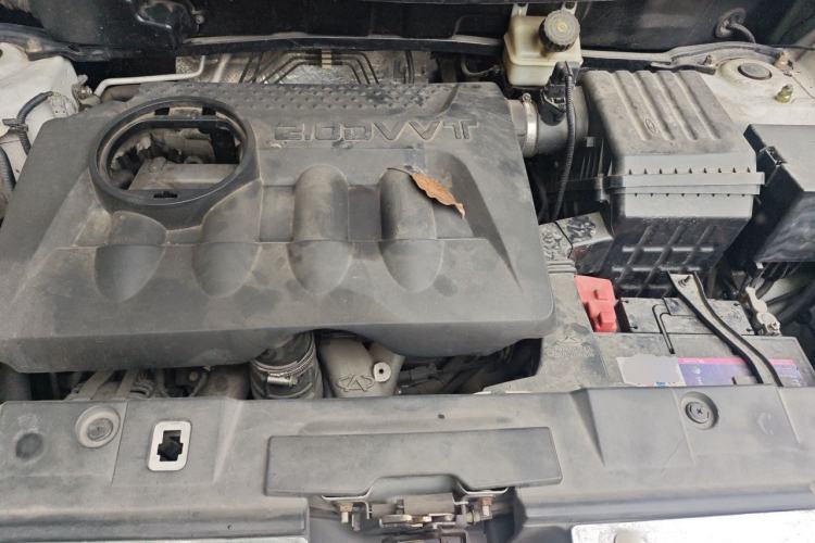 Used Chery Tiggo 5 2016 2.0L CVT Jiayue Trust Edition Engine Bay