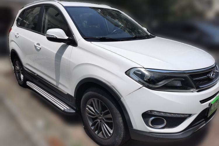 Used Chery Tiggo 5 2016 2.0L CVT Family Deluxe Edition Front Right 45 Deg