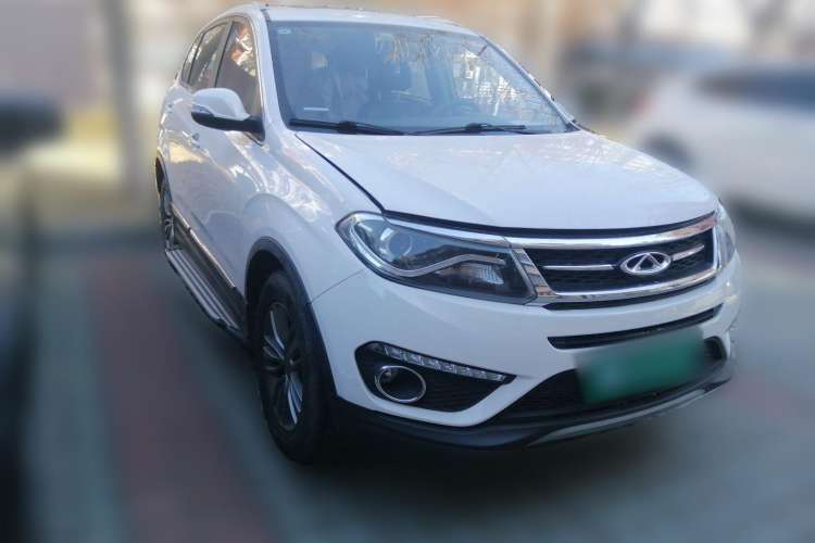 Used Chery Tiggo 5 2016 2.0L CVT Excellence Trust Edition Front Right 45 Deg