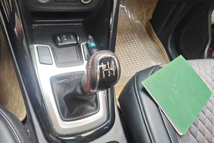 Used Chery Tiggo 5 2016 1.5T Manual Jiayue Trust Edition Gear Lever