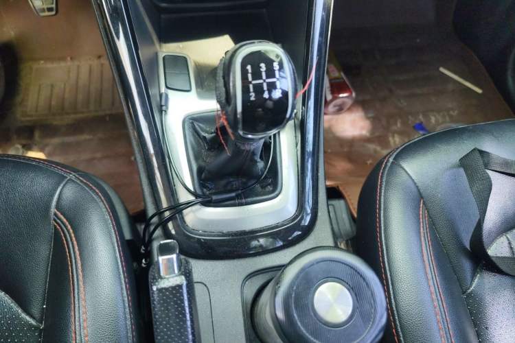 Used Chery Tiggo 5 2016 1.5T Manual Jiayue Trust Edition Gear Lever