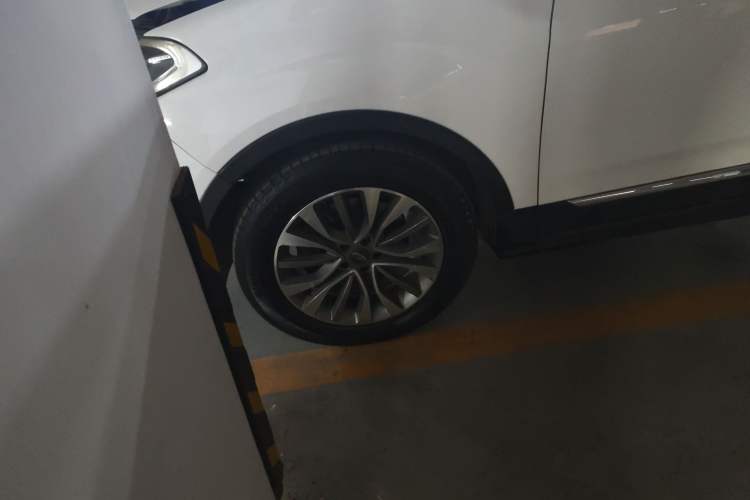 Used Chery Tiggo 5 2016 1.5T Manual Jiayue Trust Edition Left Front Wheel Hub