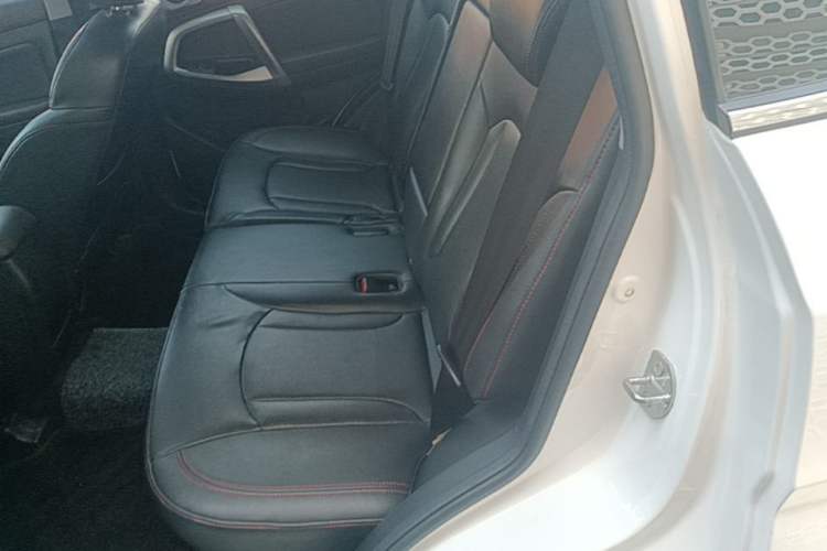 Used Chery Tiggo 5 2016 2.0L CVT Jiayue Edition Left Rear Seat