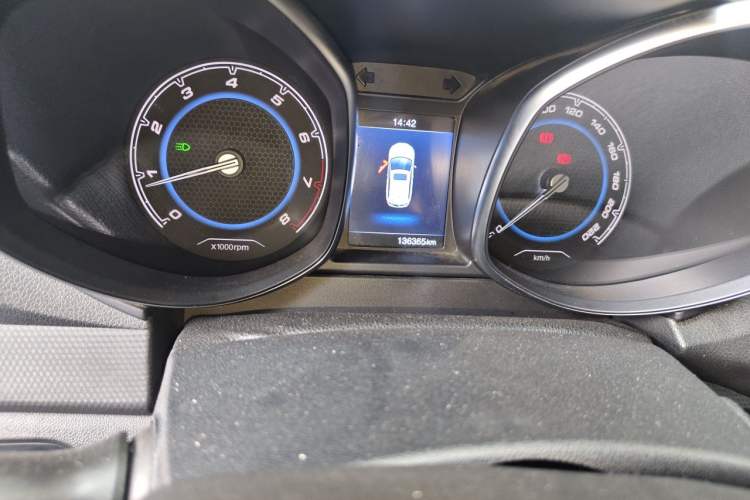 Used Chery Tiggo 5 2016 1.5T Manual Jiayue Trust Edition Odometer Close Up