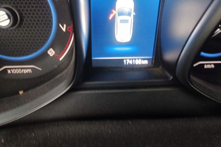Used Chery Tiggo 5 2016 1.5T Manual Jiayue Trust Edition Odometer Close Up
