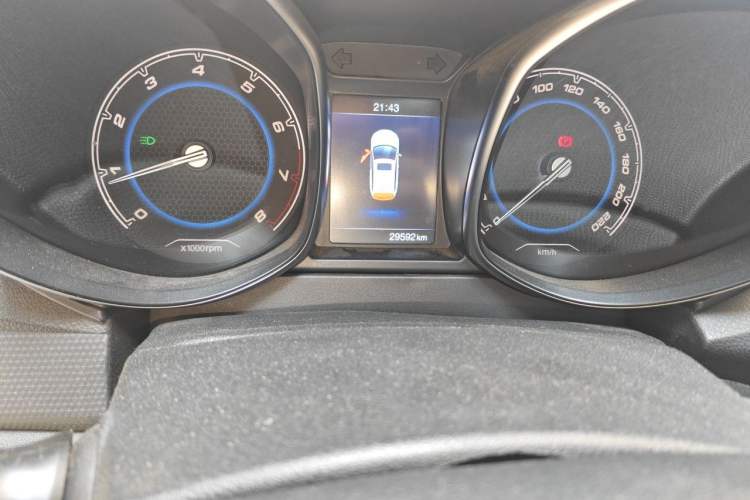 Used Chery Tiggo 5 2016 1.5T Manual Jiayue Trust Edition Odometer Close Up