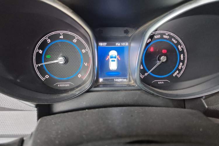 Used Chery Tiggo 5 2016 2.0L CVT Jiayue Edition Odometer Close Up