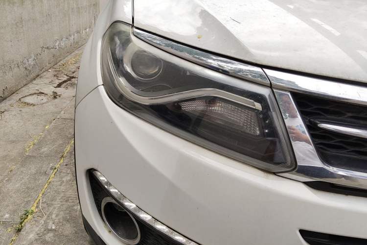 Used Chery Tiggo 5 2016 1.5T Manual Family Edition Right Front Headlight