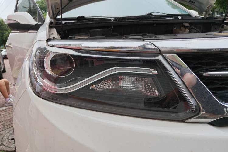 Used Chery Tiggo 5 2016 2.0L CVT Jiayue Edition Right Front Headlight