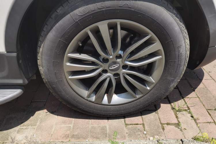 Used Chery Tiggo 5 2016 2.0L CVT Family Deluxe Edition Right Front Wheel Hub