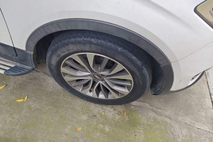 Used Chery Tiggo 5 2016 1.5T Manual Jiayue Trust Edition Right Front Wheel Hub