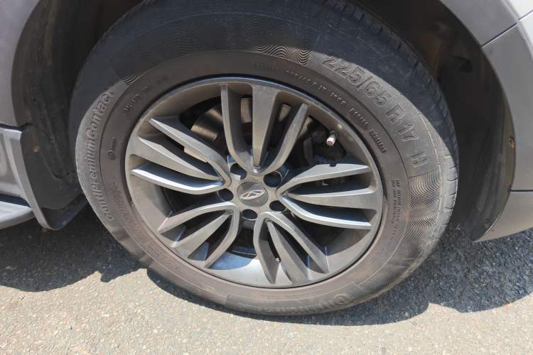 Used Chery Tiggo 5 2016 2.0L CVT Family Deluxe Edition Right Front Wheel Hub