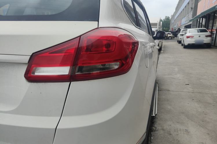 Used Chery Tiggo 5 2016 2.0L CVT Jiayue Edition Right Rear Taillight