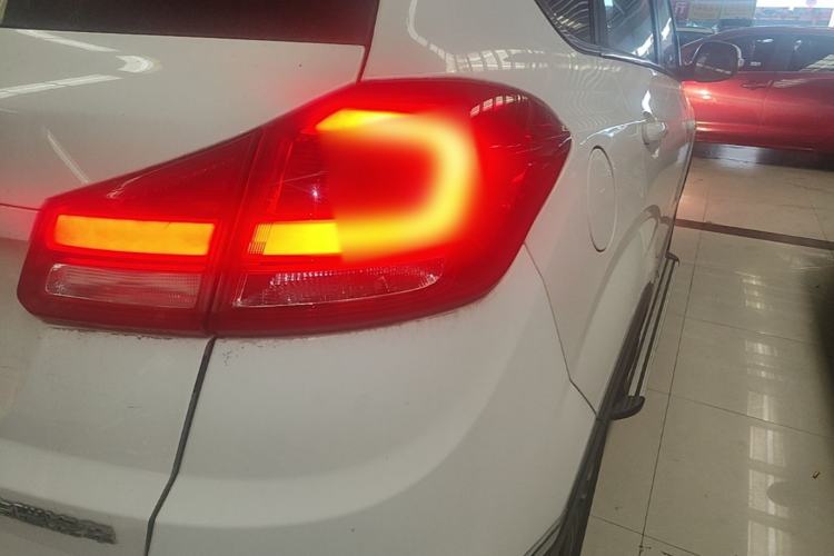 Used Chery Tiggo 5 2016 2.0L CVT Jiayue Edition Right Rear Taillight