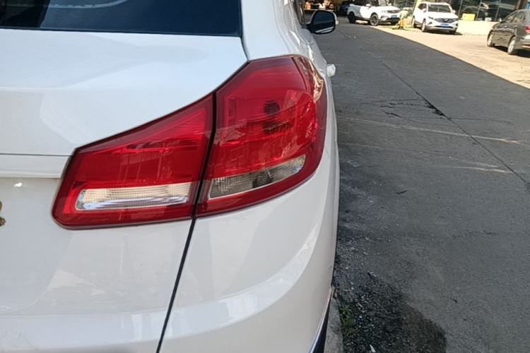 Used Chery Tiggo 5 2016 2.0L CVT Jiayue Edition Right Rear Taillight